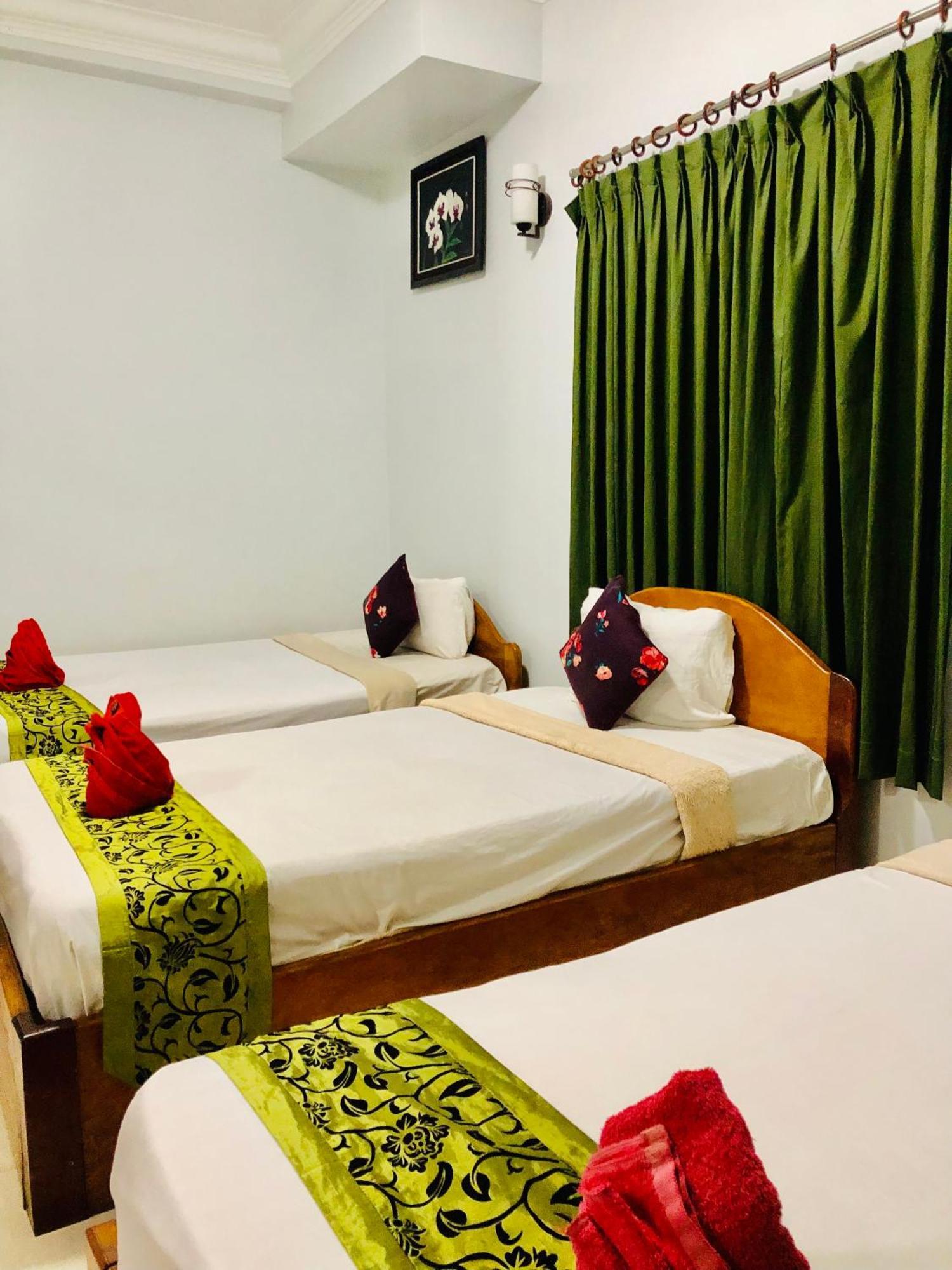 Golden Papaya Guesthouse Сиемрип Экстерьер фото